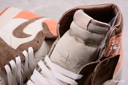 Hyperoad Dusted OG Jordan 1 Clay High SP Retro 1101